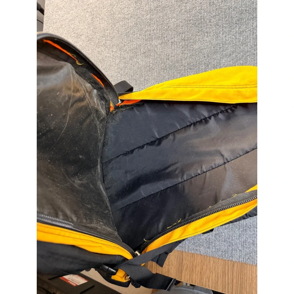 The North Face Yavapai Backpack Yellow Black Hiking School Bag Y2K Workwear